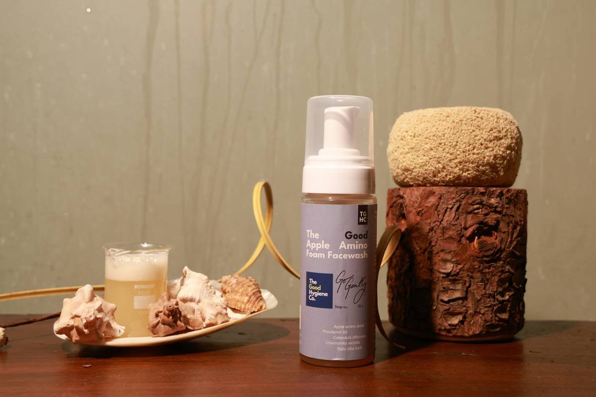 Why Your Skin’s Still Thirsty—And How the Right Herbal Hydrating Lotion Can Actually Quench It