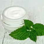 Why Your Skin's Thirsting for a Pure Hydrating Gel (And How to Pick the Right One)